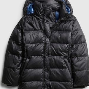 GAP Upcycled Midweight Puffer Coat